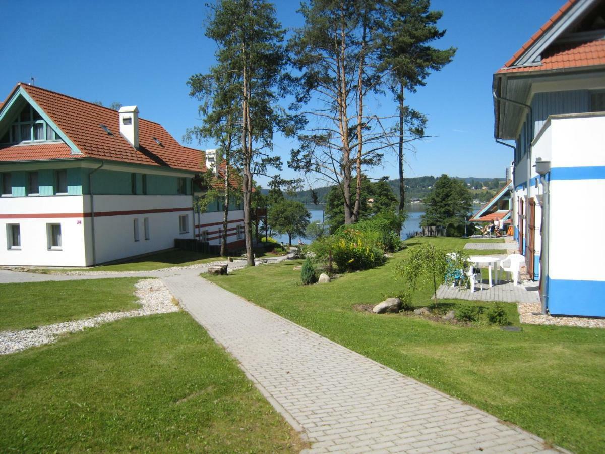 Apartmán Riviera Apartman Lipno nad Vltavou Kültér fotó