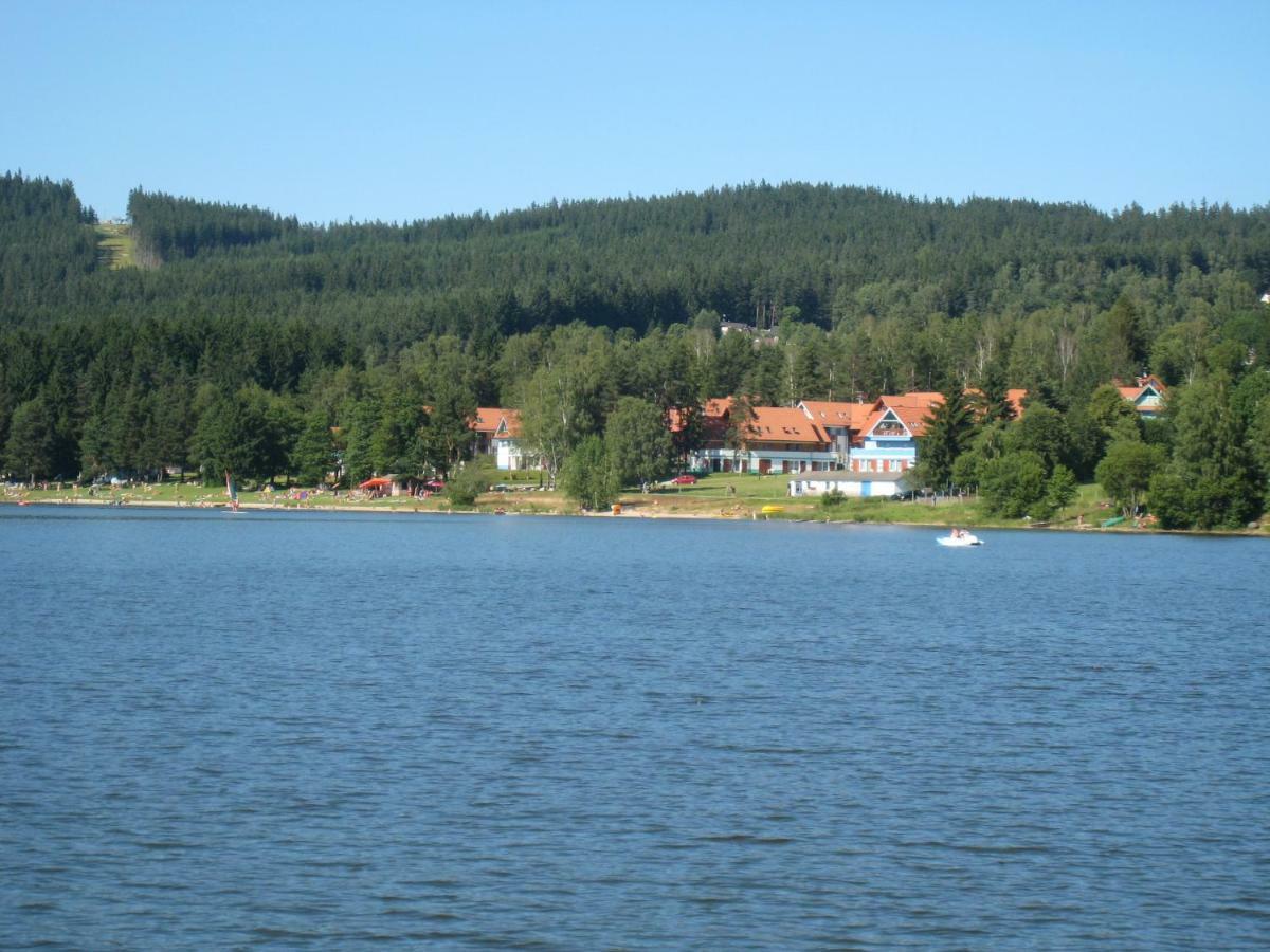 Apartmán Riviera Apartman Lipno nad Vltavou Kültér fotó