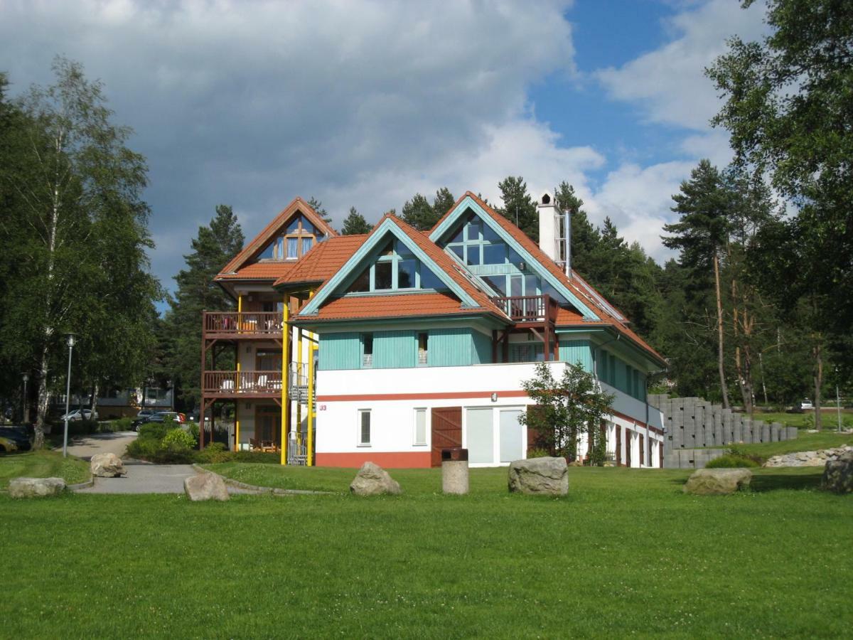 Apartmán Riviera Apartman Lipno nad Vltavou Kültér fotó