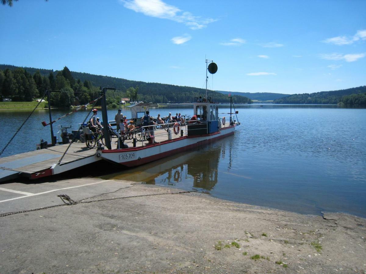 Apartmán Riviera Apartman Lipno nad Vltavou Kültér fotó